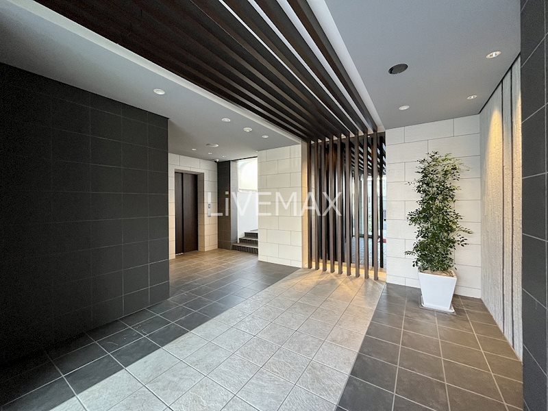 グランパークタワーの物件外観写真