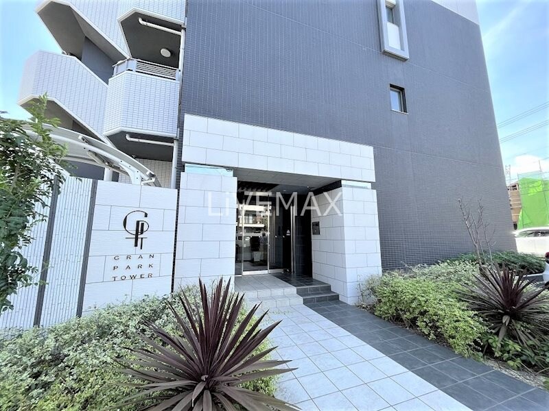 グランパークタワーの物件外観写真