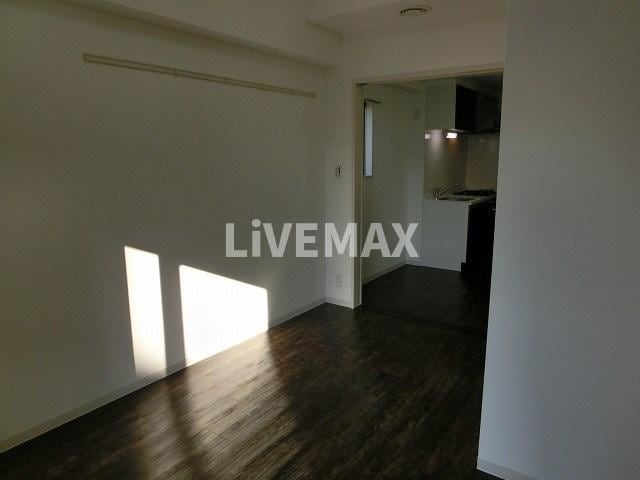 グランパークタワーの物件内観写真