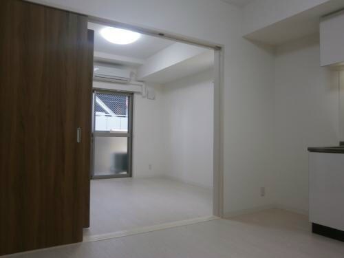 アイボリーの物件内観写真