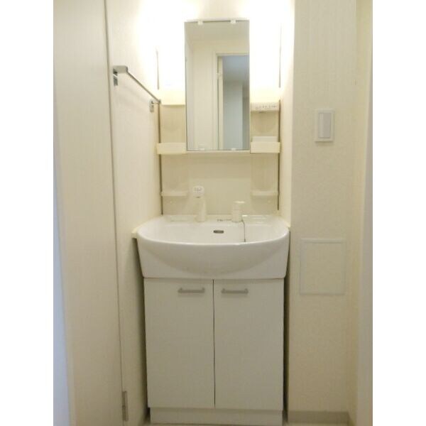 KDXレジデンス神宮前の物件内観写真