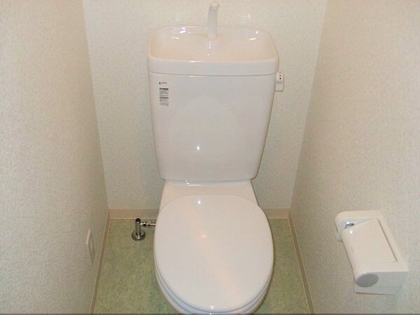 ライジングコート名古屋駅前東の物件内観写真