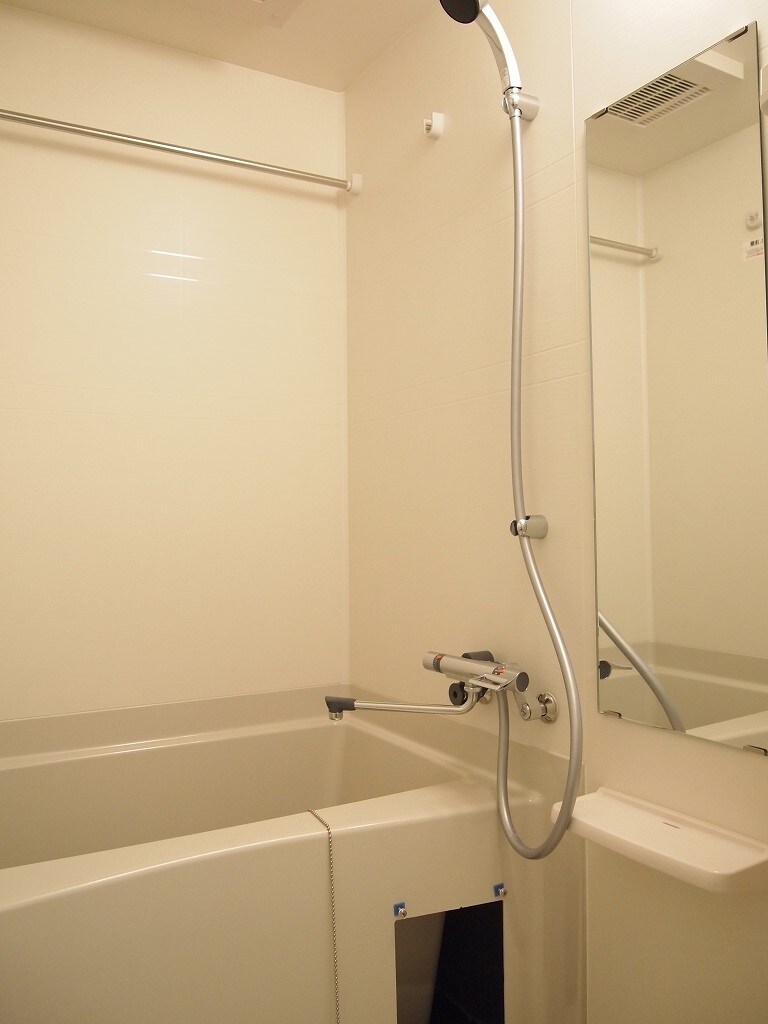 プレサンス上前津グレースの物件内観写真