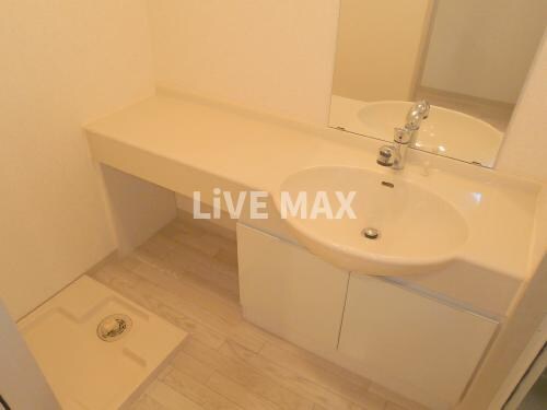 ホワイトクレストの物件内観写真