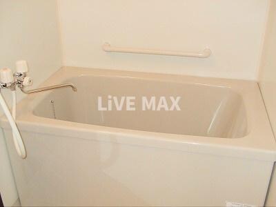 ホワイトクレストの物件内観写真