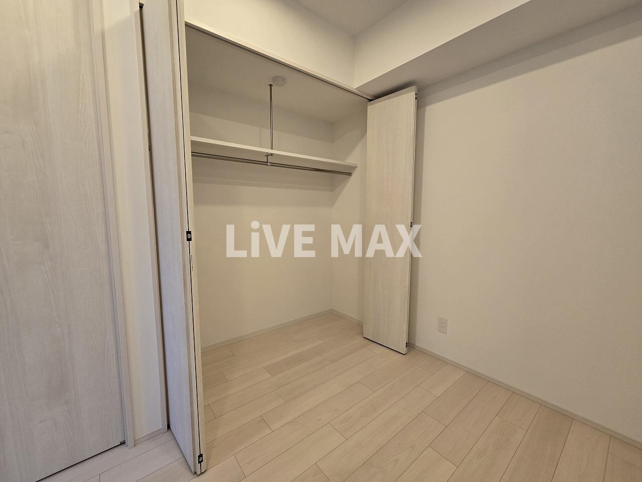 THE BRICKS(ザ ブリックス)の物件内観写真