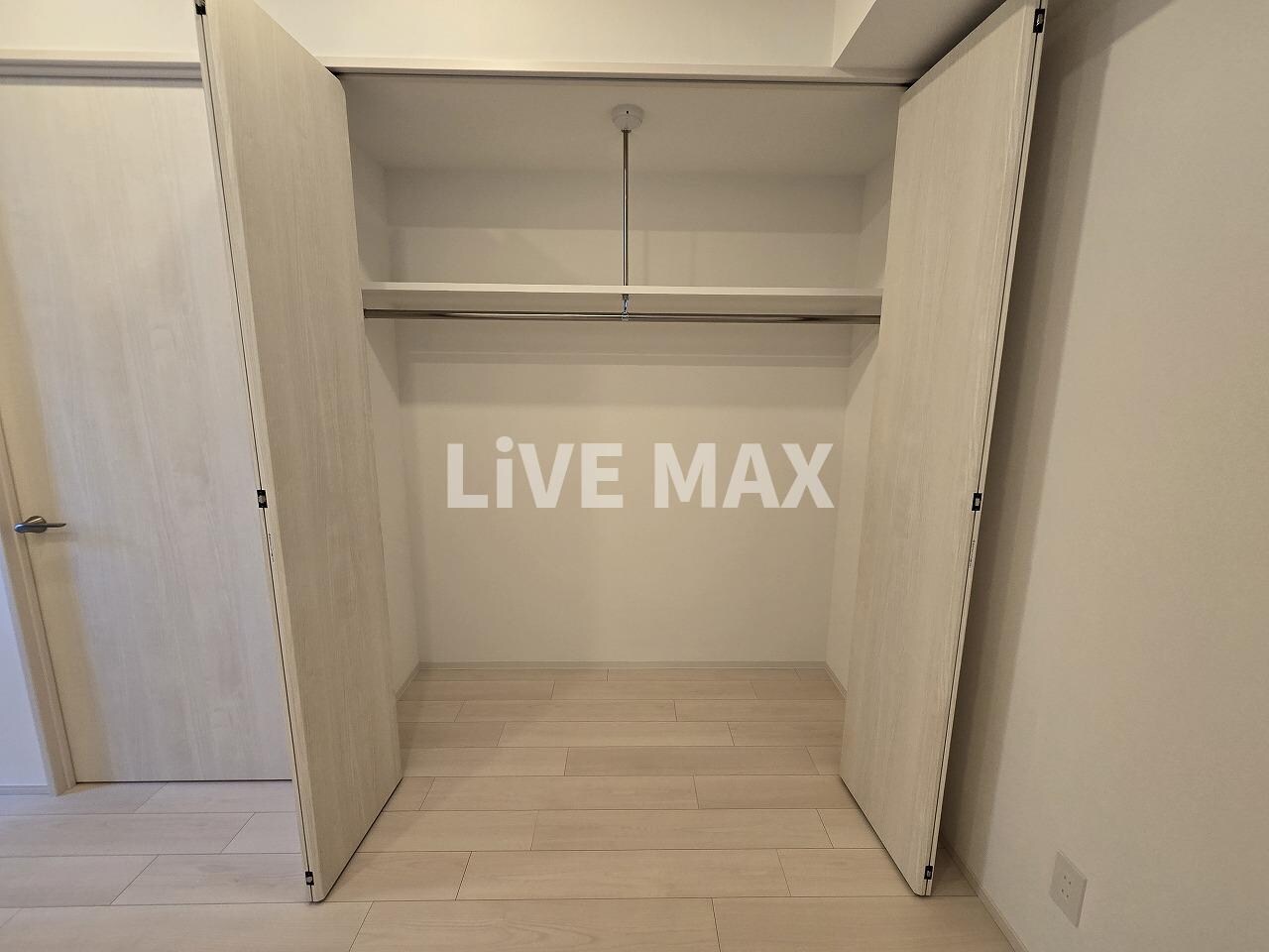 THE BRICKS(ザ ブリックス)の物件内観写真