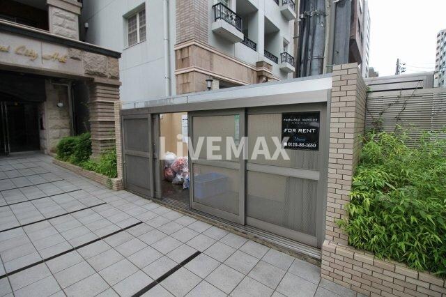 プレサンス泉シティアークの物件内観写真