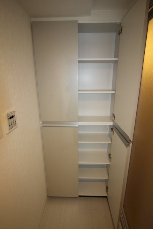 新栄町駅 徒歩5分 3階の物件内観写真