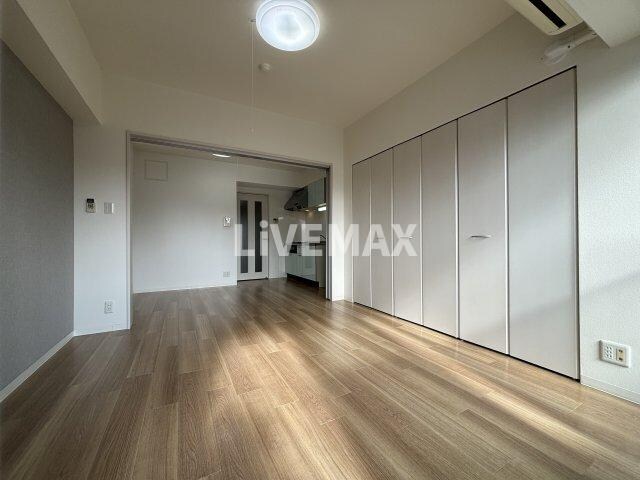 グリーンコート亀島の物件内観写真