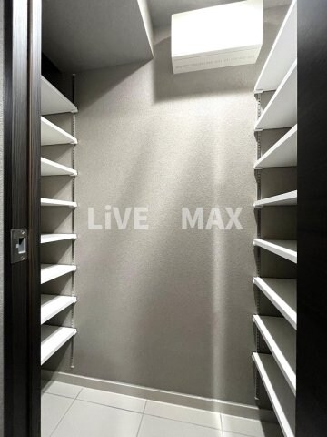 プレサンス　ロジェ　大須　白川公園の物件内観写真