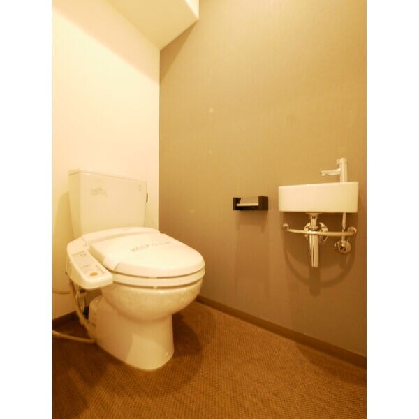 エルミタージュ新栄の物件内観写真