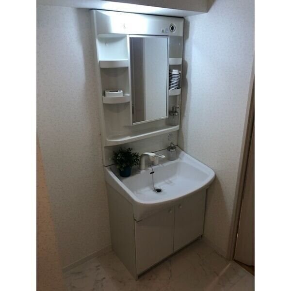 クイーンズ・スクエアの物件内観写真