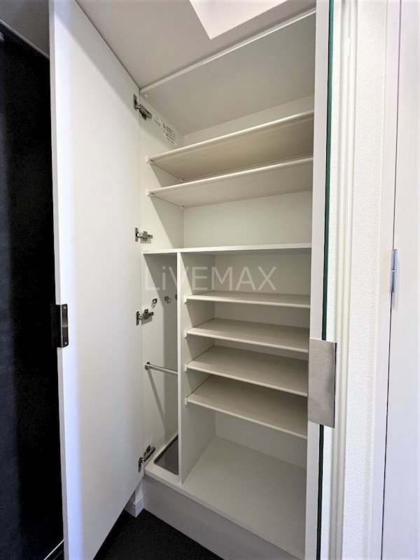 新栄町駅 徒歩5分 3階の物件内観写真