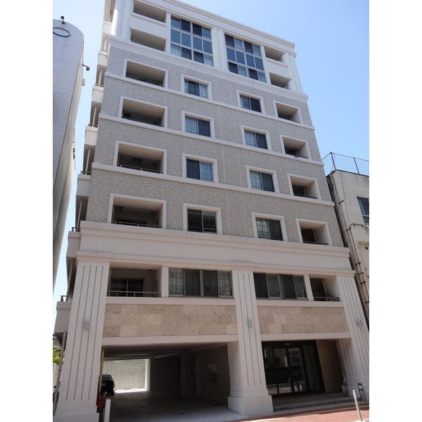 ペルテ金山の物件外観写真