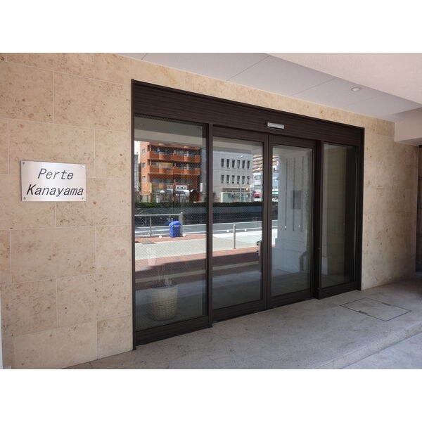 ペルテ金山の物件外観写真