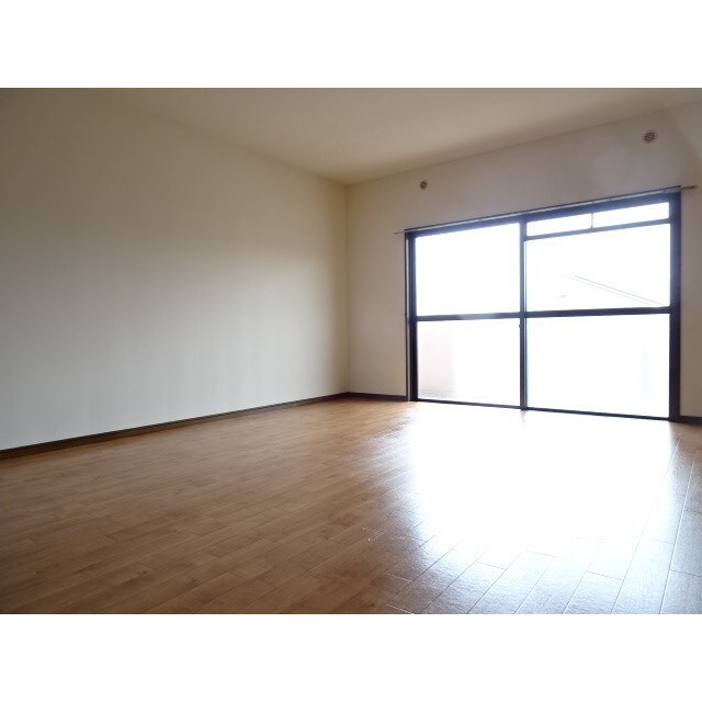 グランドール大産の物件内観写真