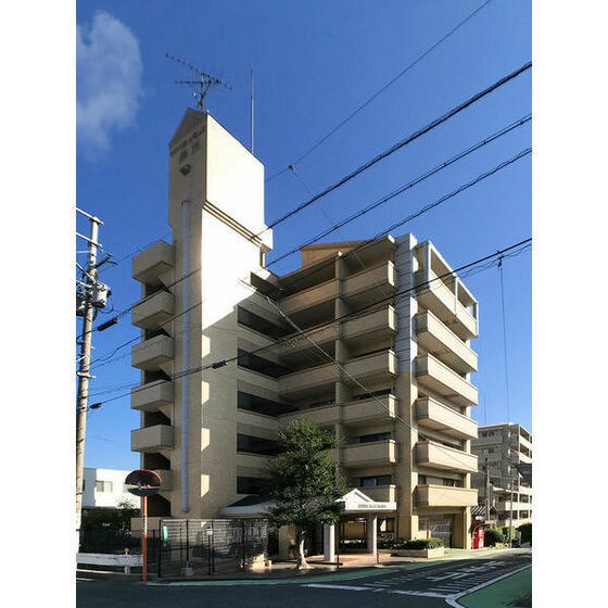 サンヴューパレス長丘の物件外観写真