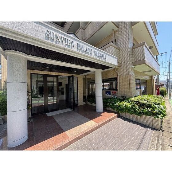 サンヴューパレス長丘の物件外観写真