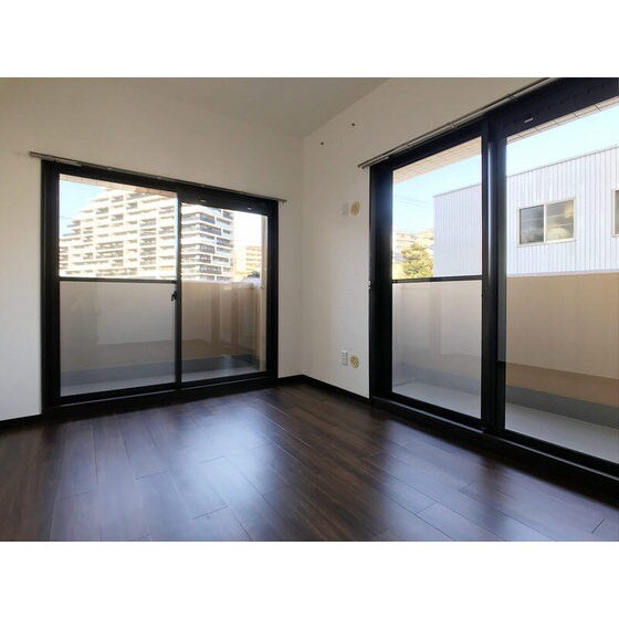 サンヴューパレス長丘の物件内観写真