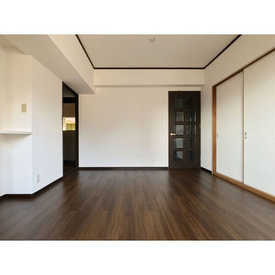 サンヴューパレス長丘の物件内観写真