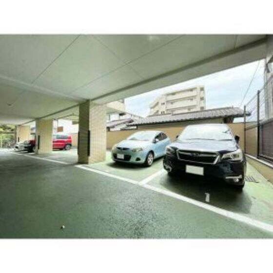 サンヴューパレス長丘の物件内観写真