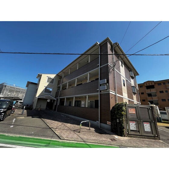 リリーガーデンの物件外観写真