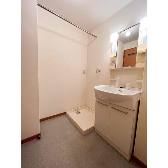 リリーガーデンの物件内観写真