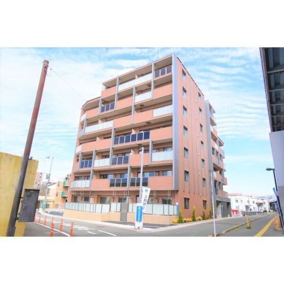 ベルカンパーニュの物件外観写真