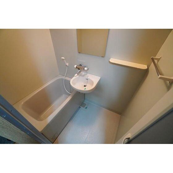 ブライトハーツ大橋南の物件内観写真