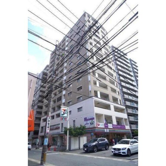 アントゥ―ル薬院の物件外観写真