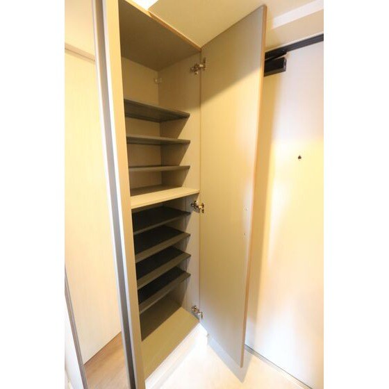 アルティザ大橋駅前の物件内観写真