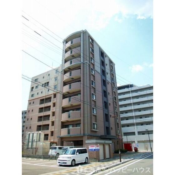 セラヴィの物件外観写真