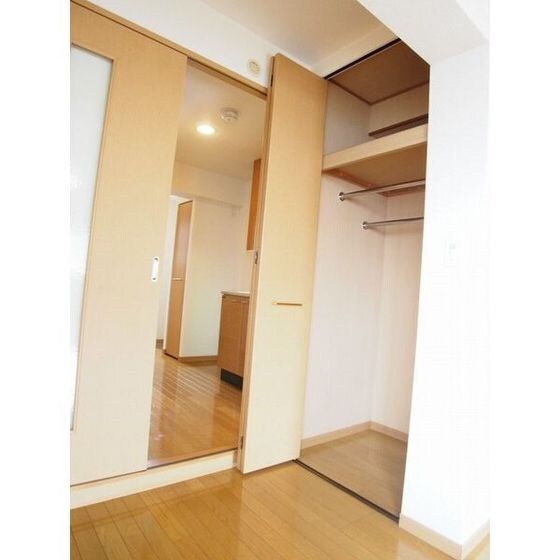 ブティア・ドゥの物件内観写真