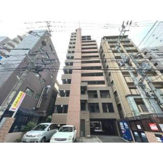 グラヴィス平尾の物件外観写真