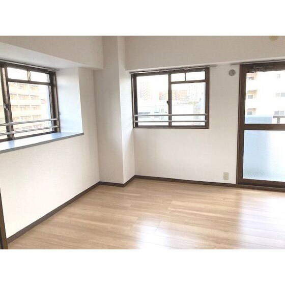 フローラルハイム大橋の物件内観写真