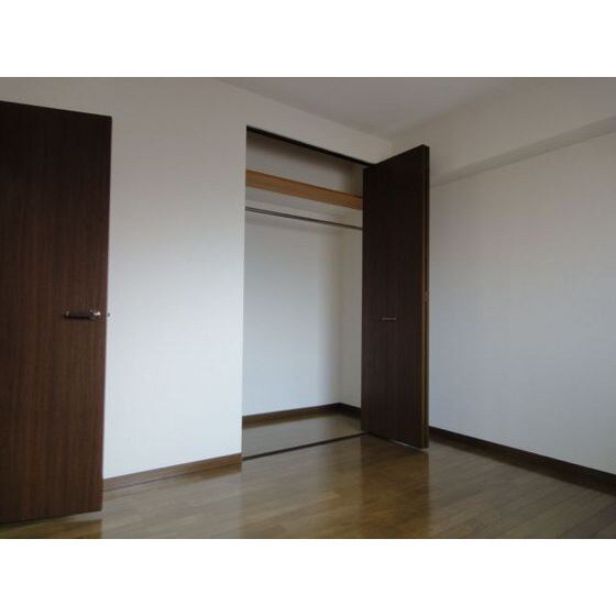 フローラルハイム大橋の物件内観写真