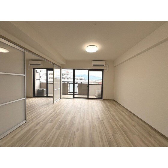 リファレンス寺塚の物件内観写真