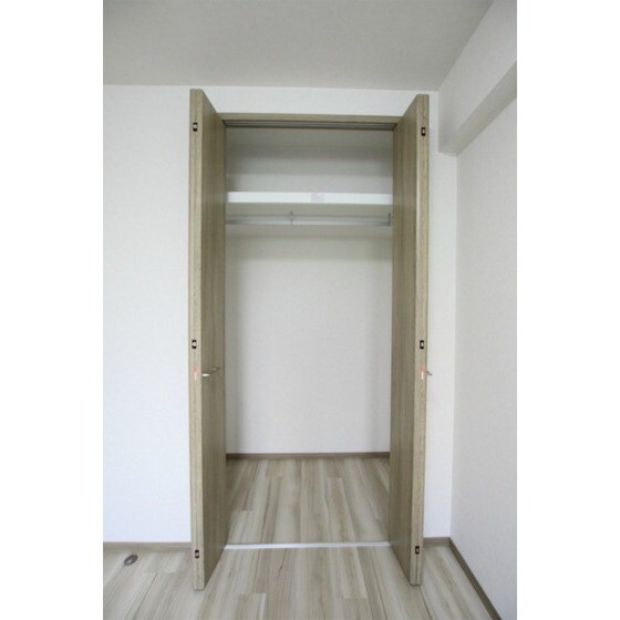 リファレンス寺塚の物件内観写真