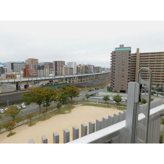 BLANC　TOUR　HAKATAの物件内観写真