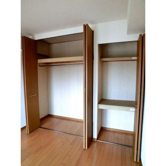 グランデュールシャトーAの物件内観写真