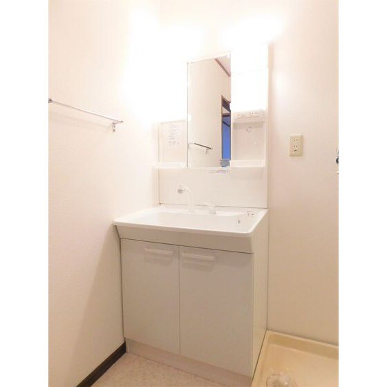 ファミーユ松木IIの物件内観写真