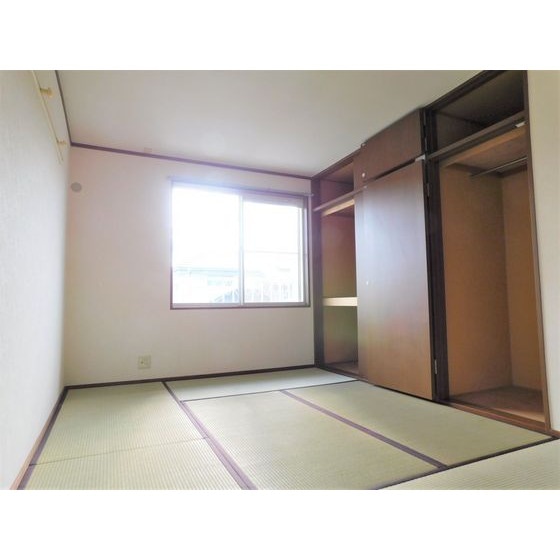 ファミーユ松木IIの物件内観写真