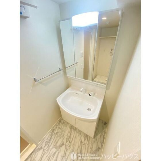 アリエス ヤナセの物件内観写真