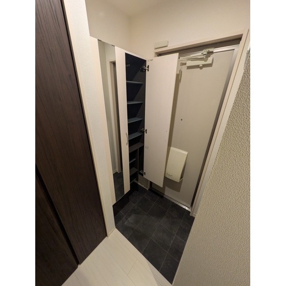 D-room麦野参番館の物件内観写真