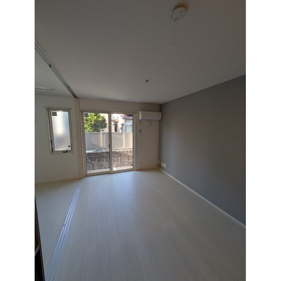 D-room麦野参番館の物件内観写真