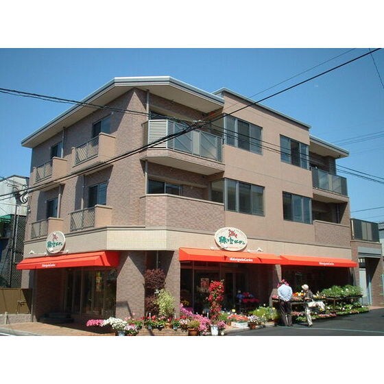 アヴァンティ緑ヶ丘の物件外観写真