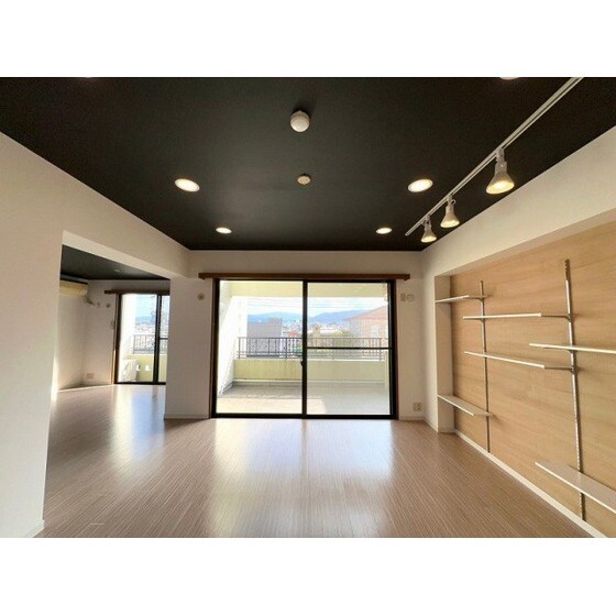 パロマヴィラ寺塚の物件内観写真