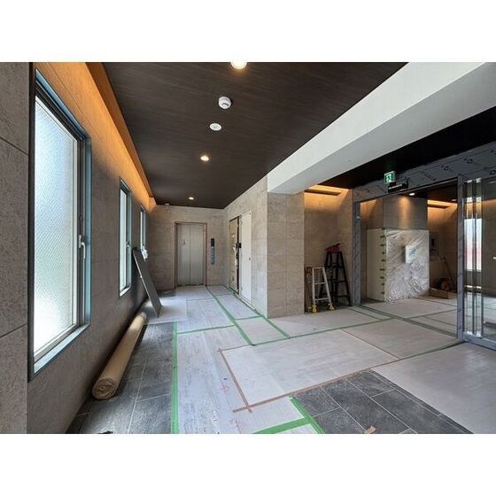 ラシュール・イン寺塚の物件外観写真