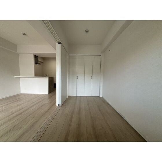 ラシュール・イン寺塚の物件内観写真